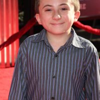 los-angeles-oct-2-atticus-shaffer-arriving-at-the-real-steal-premiere-at-the-universal-city-wa...jpg